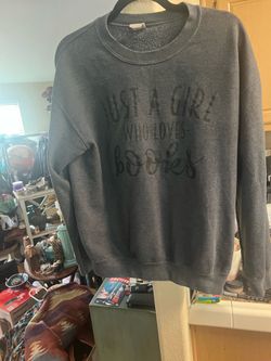 Sweatshirt