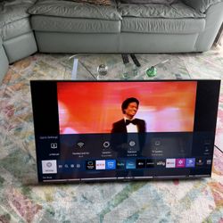 44' inch samsung smart tv