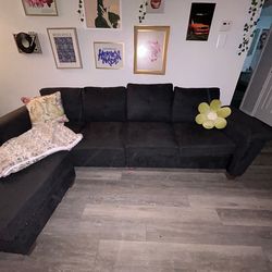 Comfy  sectional  with storage