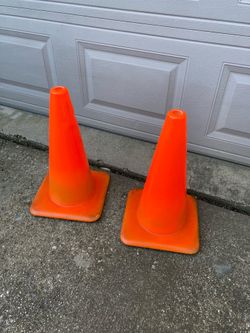 2 for $15 Orange Safety Cone / pickup in Lake Zurich