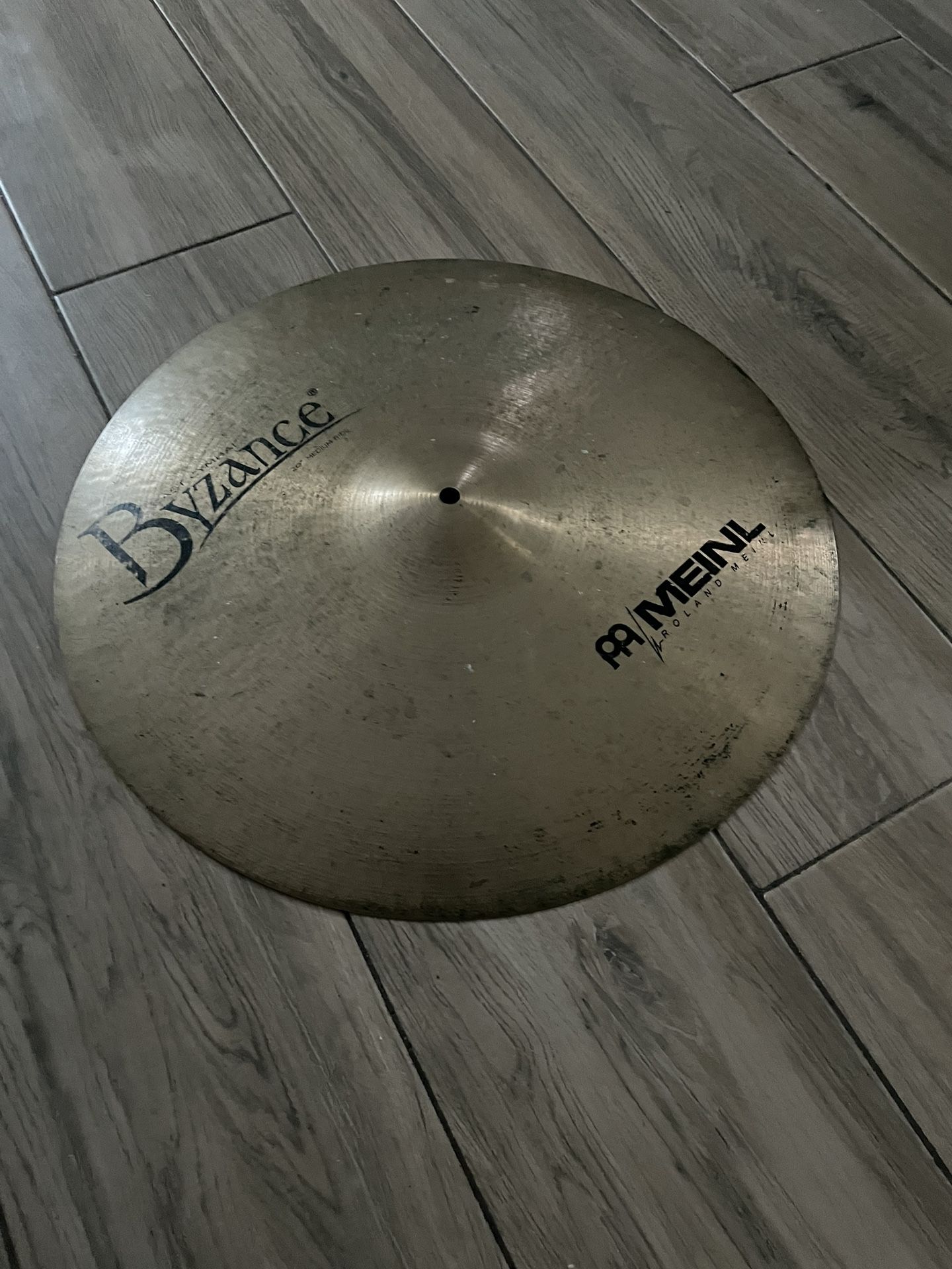 Meinl Byzance 20” Traditional Medium Ride