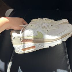 Nike Air Forces Woman’s Size 8.5