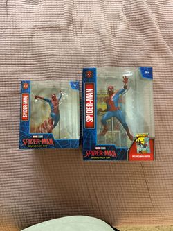 Spiderman Brand New Day statues