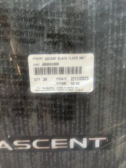 Subaru floor mats new still in package