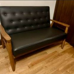 *Sorrento Mid-Century Retor Modern Upholstered Wooden 2 Seater Loveseat - Black - Leather* $50
