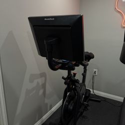 NordicTrack S22i Studio Cycle