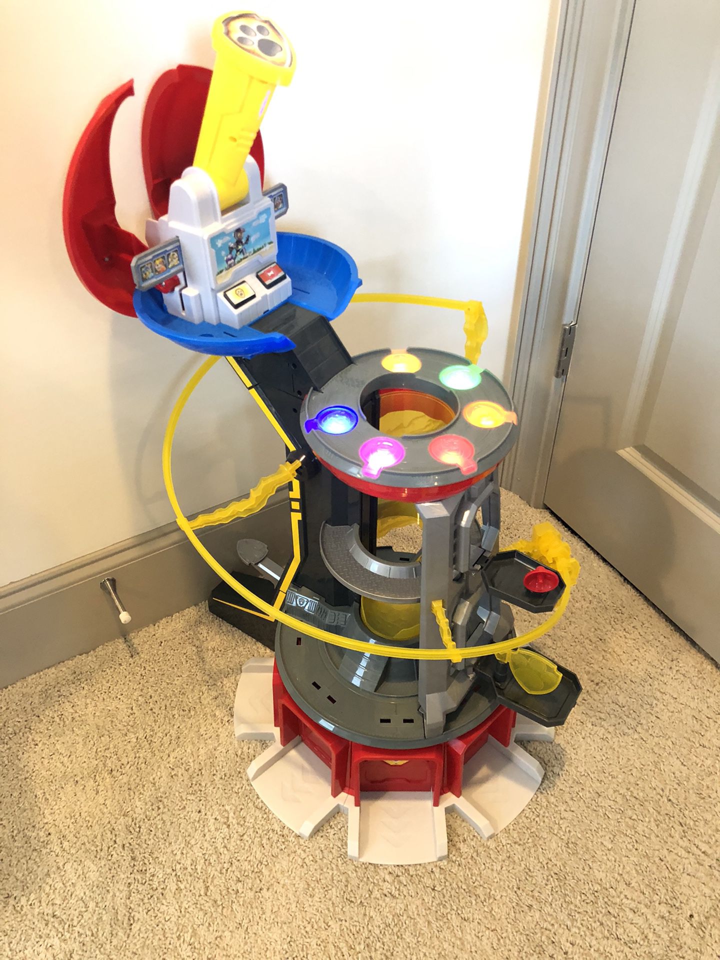 Paw Patrol Mighty Pups Super PAWS Lookout Tower 