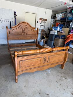 Bed frame queen, size