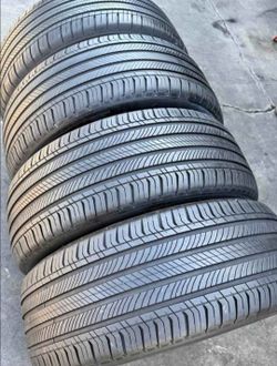 🎃 235 45 18 Michelin Tires Con 80% de Vida Las 4