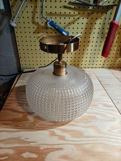 Flush mount light fixture