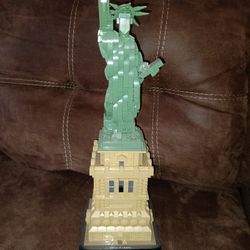 Lego set 21042 liberty