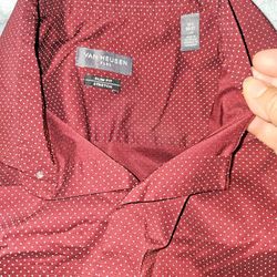 New Condition Van Heusen Tshirt Size L