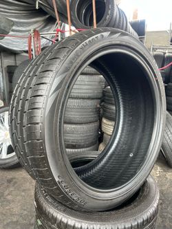 1 semi-NEW LIONHART 305/35/22 Installation Included