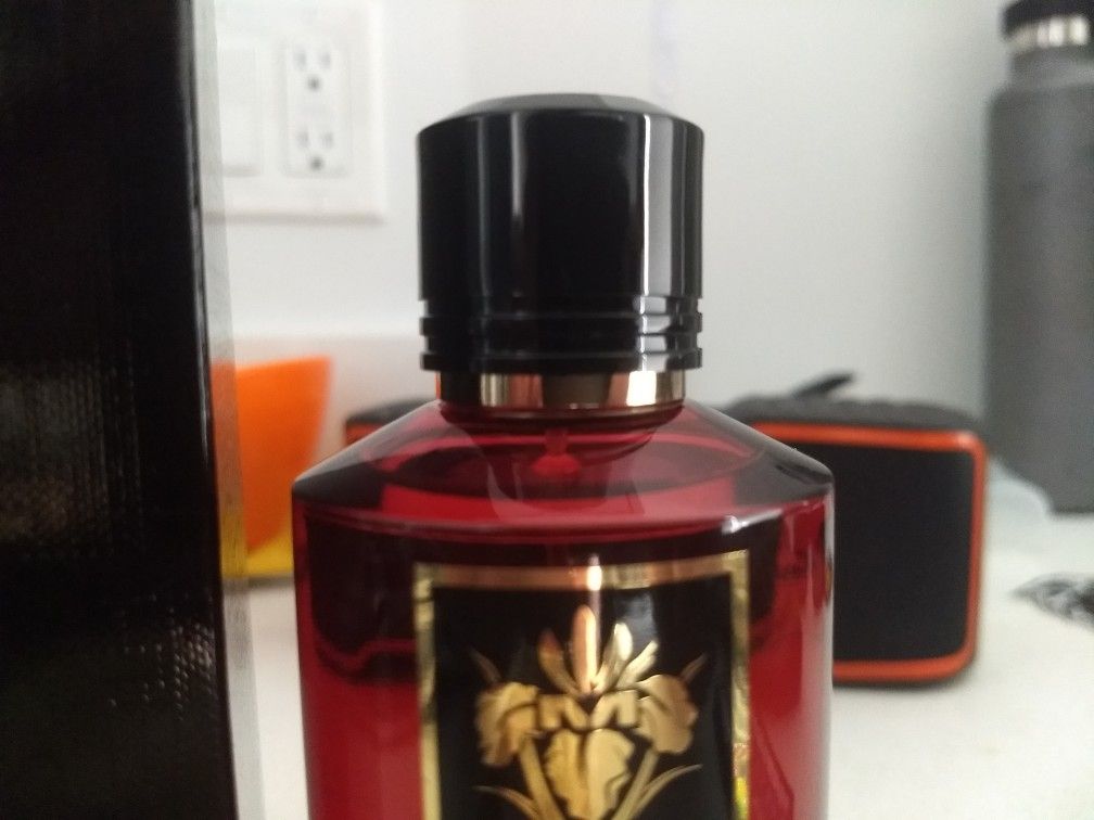 mancera red tobacco kaina Mancera Red Tobacco 98-99% Full! W/Bag & Box! for Sale in Portland, OR