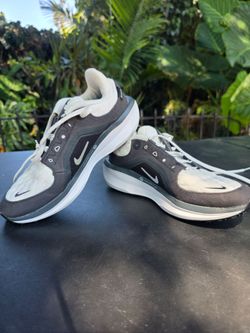 Nike Running Sneakers Black and White