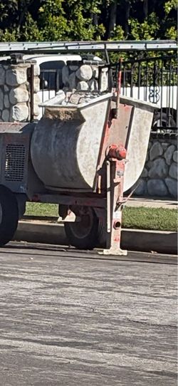 Concrete mixer