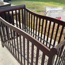 Graco Baby Crib 