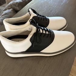 Golf shoes