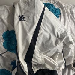 windbreaker