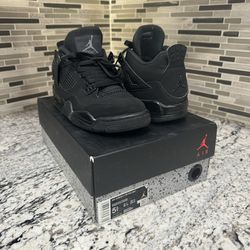 Jordan 4 Retro Black Cat (2020) Gradeschool 5.5 Youth 7 Women