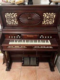 Antique Organs - $650