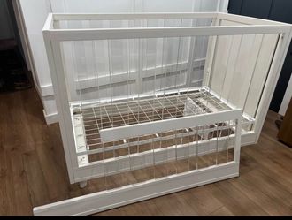 Pottery Barn Sloan Crib Plus Toddler Rail