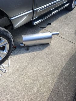 2005 Dodge ram 2500/3500 Exhaust Muffler Kit