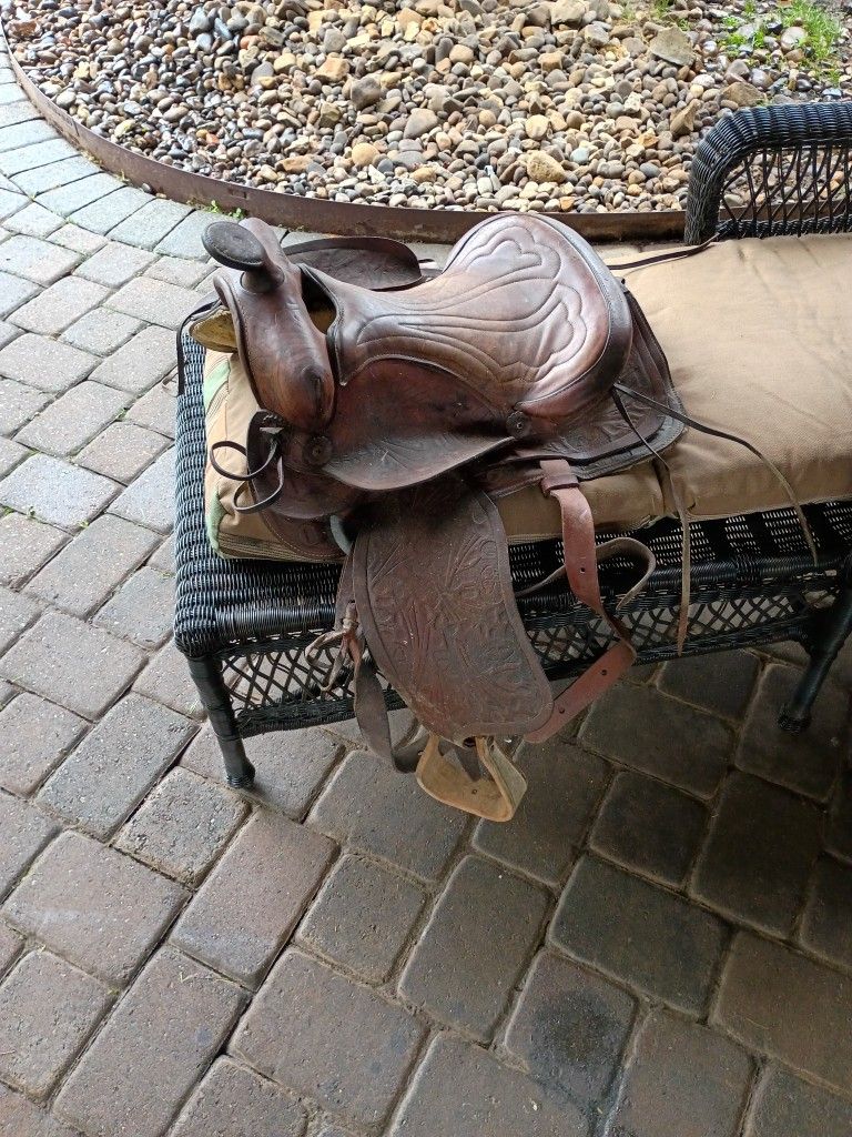 Horse Saddles