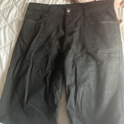 Levi Blak Jean Shorts