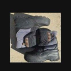 (9)Snow Boots, Size 10 - Size 4, $15 - $50 (BAFFIN) each, See 9 Pics