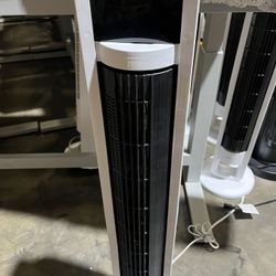 OmniBreeze Premium Tower Fan. 