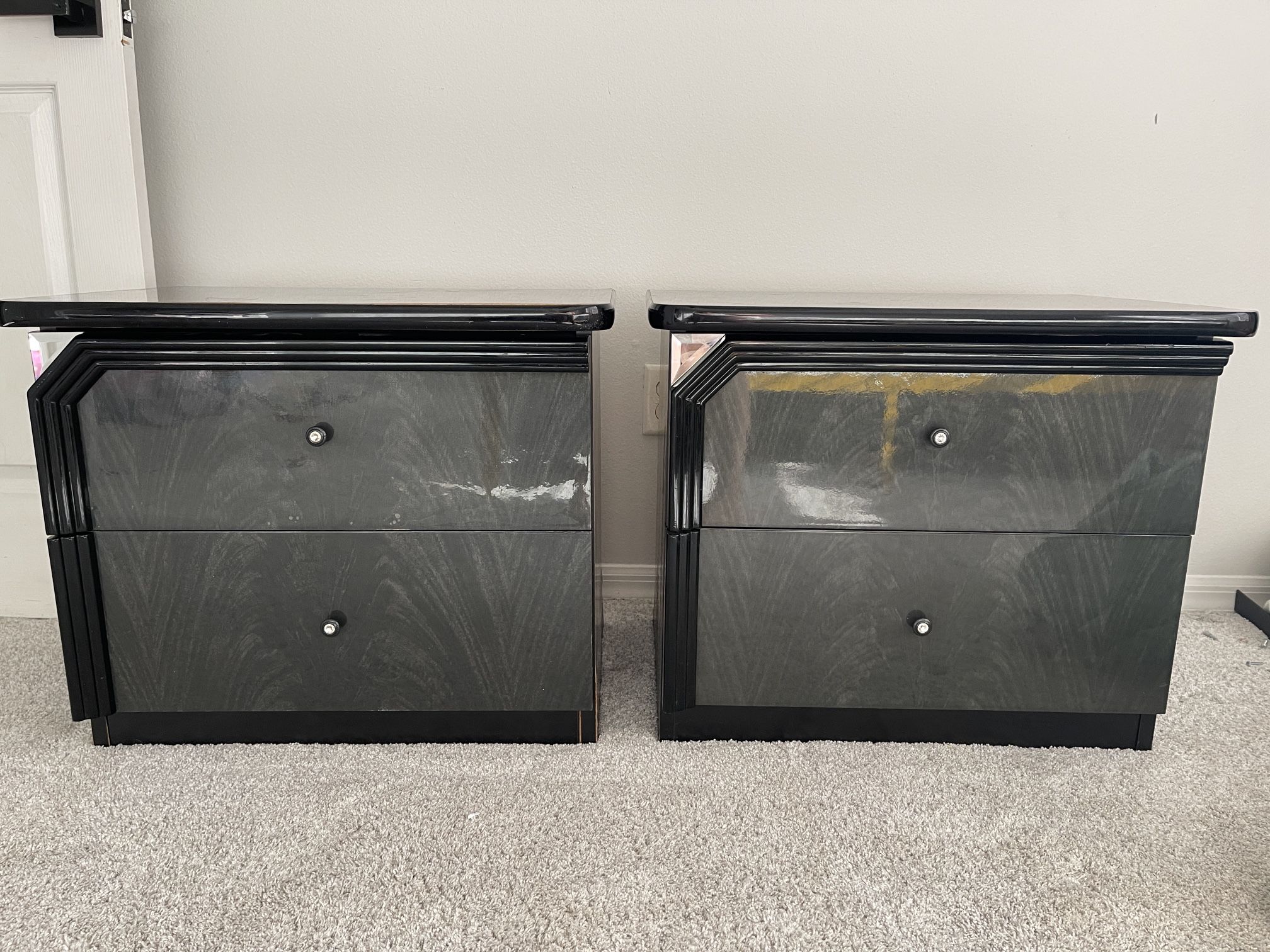 Set Of 2 Bedside Tables Drawers