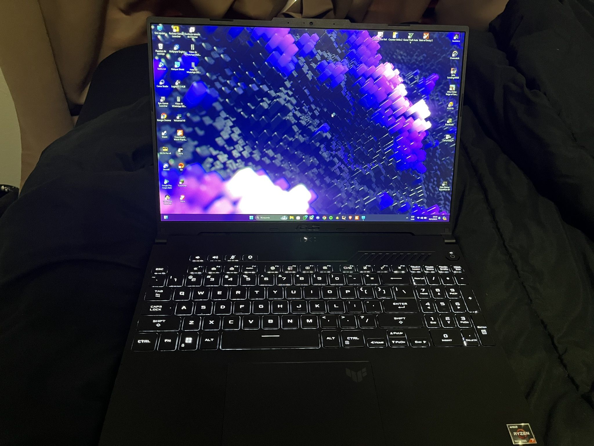 ASUS TUF A16 Gaming Laptop AMD Ryzen 7 7735 RX 7700S Laptop 1.5 TB 32GB RAM