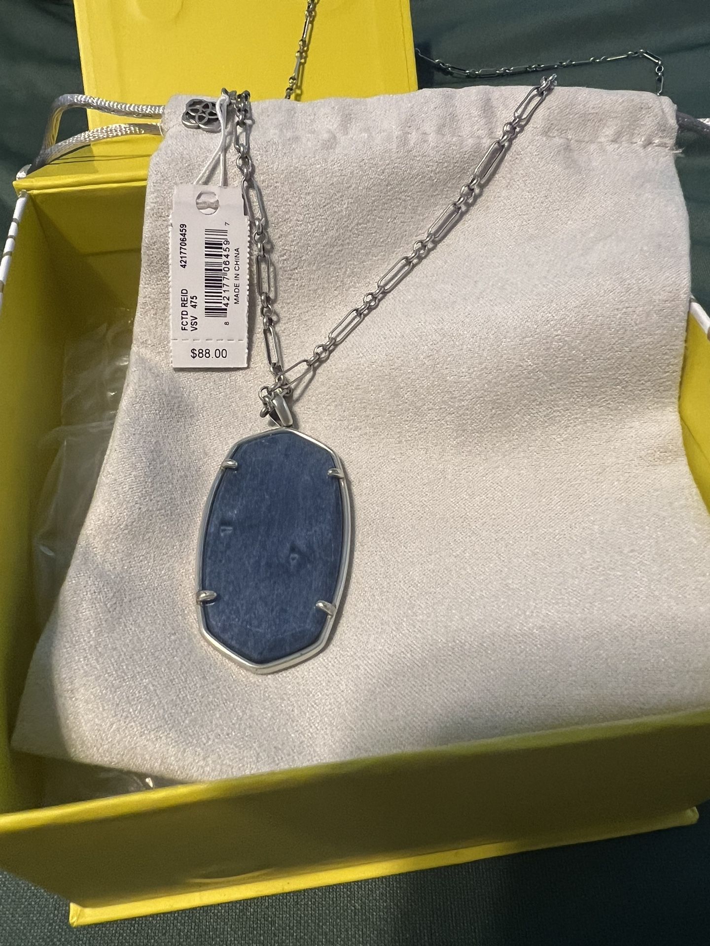 Kendra Scott Necklace