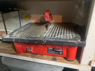 Husky THD750L Tile Saw