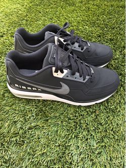 Nike Air Max. Size 9.5