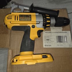 DeWalt Dc925 Hammer Drill (TOOL ONLY)