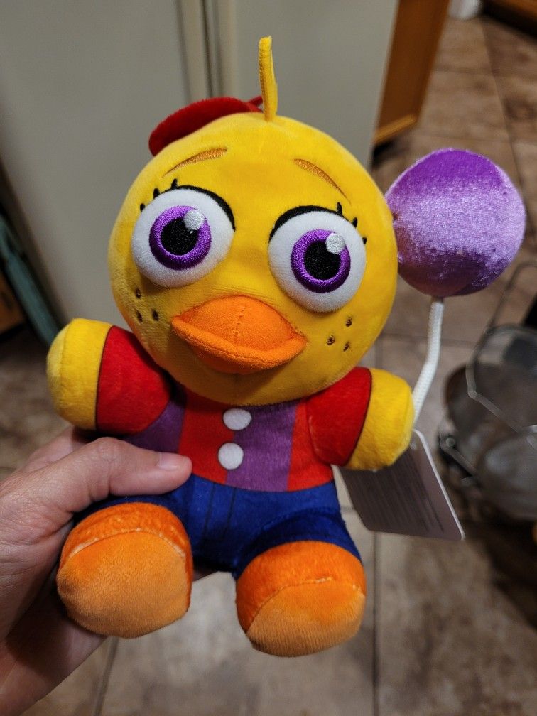 Balloon Chica Plush
