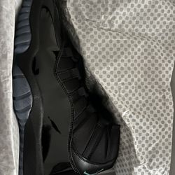 Air Jordan Retro 11 Black/Gamma