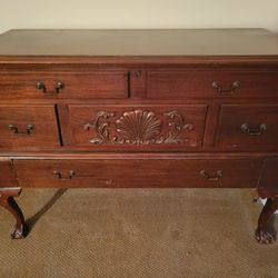 Mahogany Cedar Lined Chest With Functionsl Drawer Below.