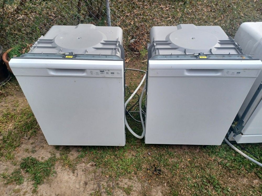 White GE Dishwashers