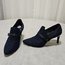 Calvin Klein Shoes  ( 8.5 )