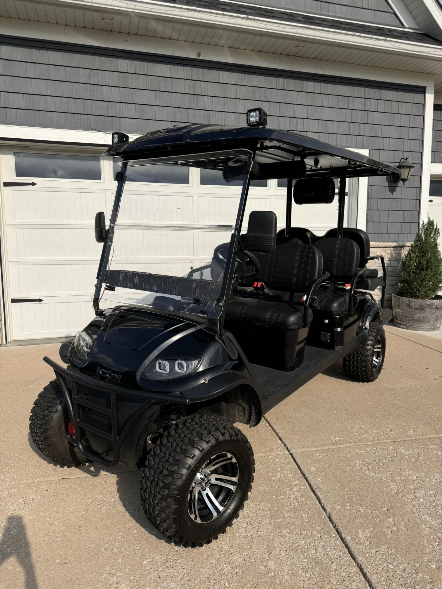 Icon 60L 6 Seater Golf Cart-offers