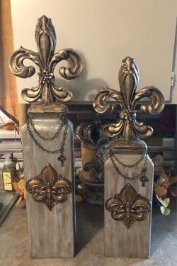 Set of two decorative bottles