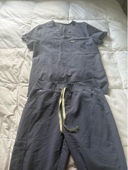 Figs scrubs