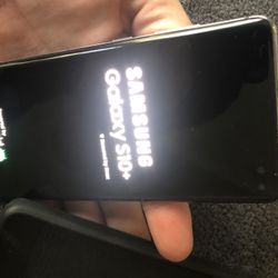 Samsung’s Galaxy S10+ unlocked with charging case