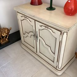 French Provincial Thomasville Server