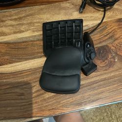 Razer Tartarus V2 Gaming Keypad: Mecha Membrane Key Switches - One Handed Keyboard - 32 Programmable Keys - Customizable Chroma RGB Lighting - Etc.
