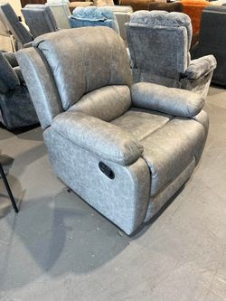 New - Manual Recliner Chair