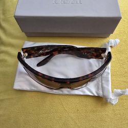 Dezi Oversized Sunglasses 